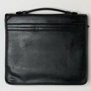 Avenues America  black leather zippered portfolio ring binder and calculator